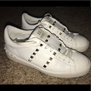 Valentino Garavarni ‘Rockstud’ Sneaker